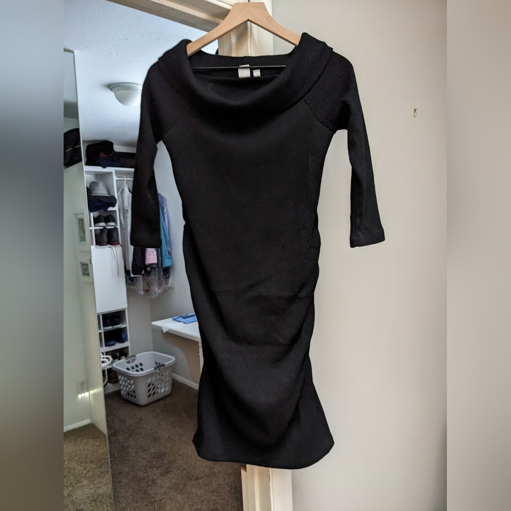 EUC Gap Maternity Cowl Neck, 3/4 sleeve black sweater dress - M